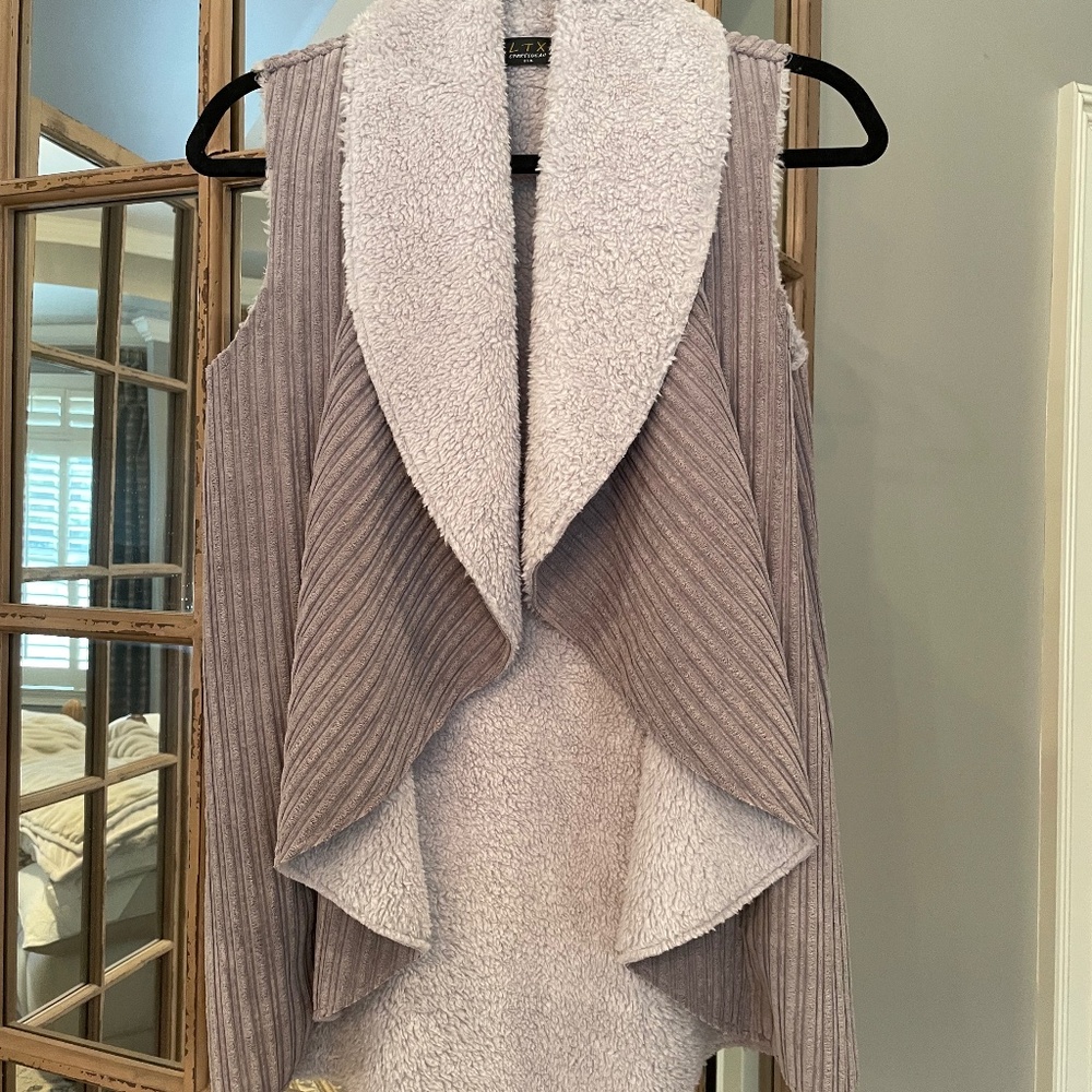 Corduroy Lavender Vest with Teddy Collar M